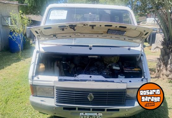 Utilitarios - Renault Trafic 88 1988 Diesel 111111Km - En Venta