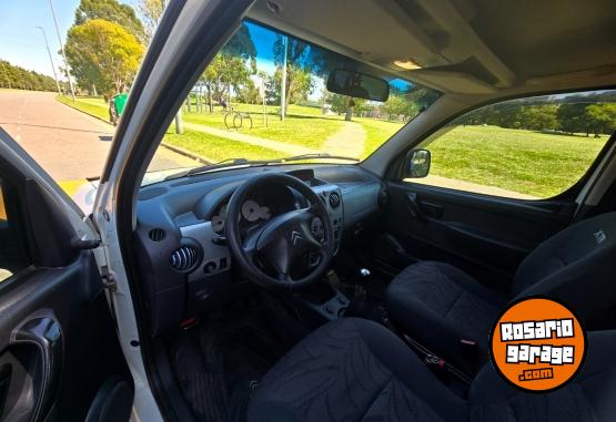 Utilitarios - Citroen Berlingo 2015 Diesel 93000Km - En Venta