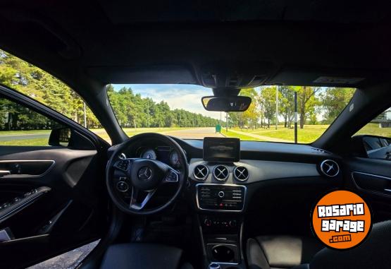 Autos - Mercedes Benz Gla200 2016 Nafta 83000Km - En Venta