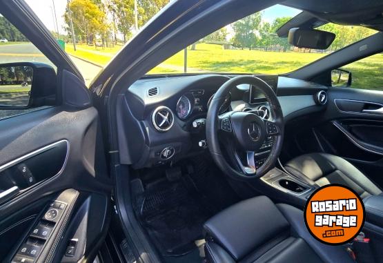 Autos - Mercedes Benz Gla200 2016 Nafta 83000Km - En Venta