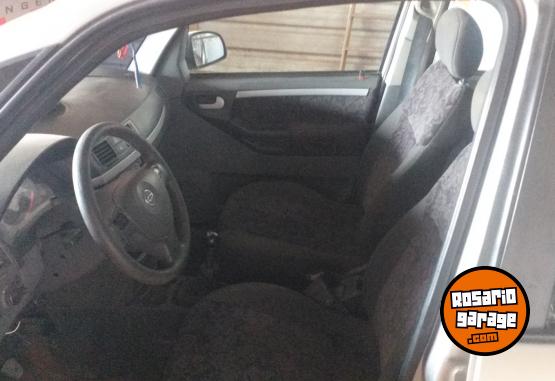 Autos - Chevrolet MERIVA GLS 2006 GNC 222222Km - En Venta