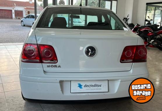 Autos - Volkswagen BORA TRENDLINE 2011 Nafta 147900Km - En Venta