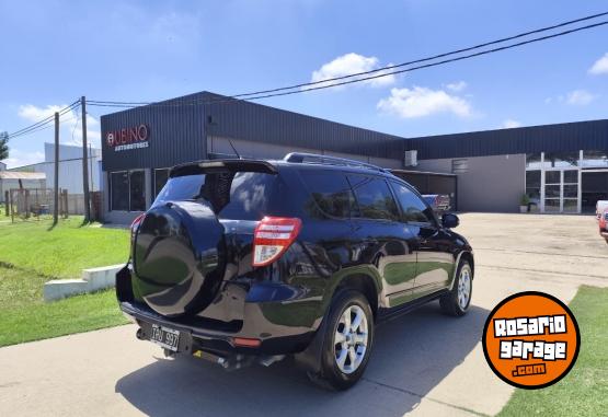 Autos - Toyota RAV4 AT 4X2 2016 Nafta 195700Km - En Venta