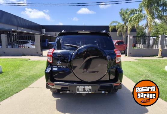 Autos - Toyota RAV4 AT 4X2 2016 Nafta 195700Km - En Venta