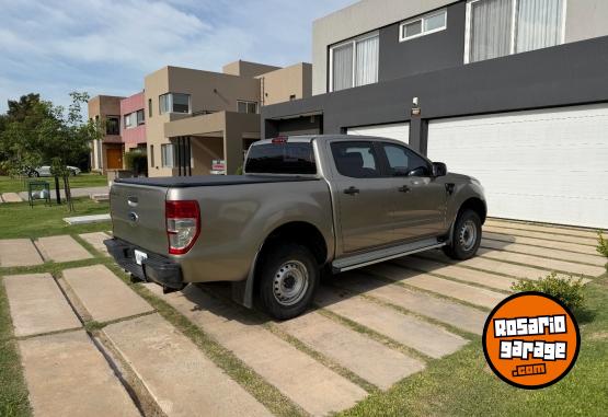 Camionetas - Ford Ranger Xl 2013 Nafta 70000Km - En Venta