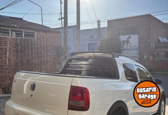 Camionetas - Volkswagen Saveiro HighPack CD 2017 GNC 150000Km - En Venta