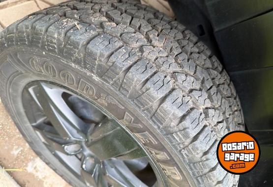 Camionetas - Volkswagen Amarok highline 2017 Diesel 143000Km - En Venta