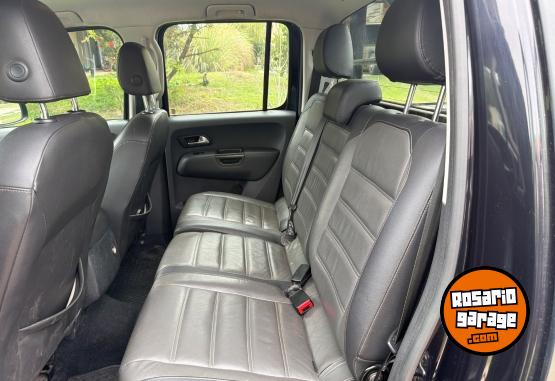 Camionetas - Volkswagen Amarok highline 2017 Diesel 143000Km - En Venta