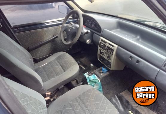 Autos - Fiat Uno 2005 Nafta 245000Km - En Venta
