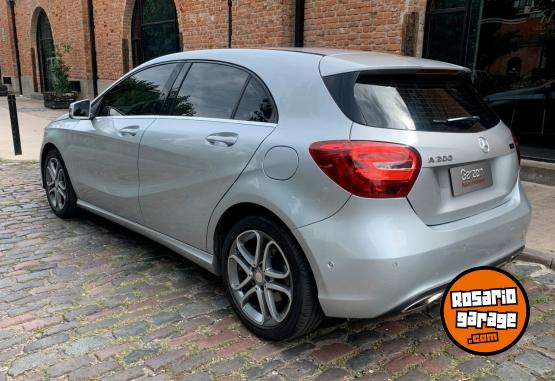 Autos - Mercedes Benz A200 2017 Nafta 119000Km - En Venta