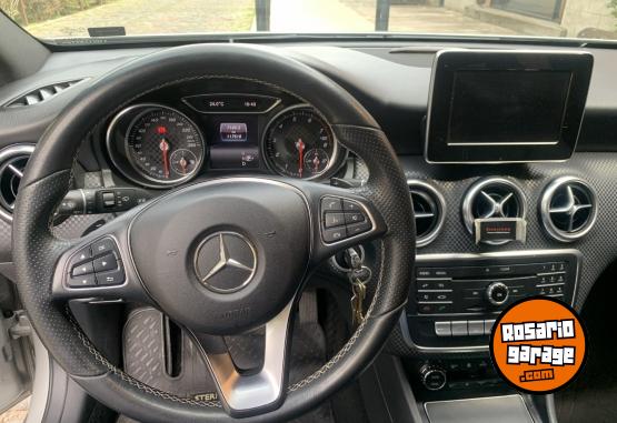 Autos - Mercedes Benz A200 2017 Nafta 119000Km - En Venta