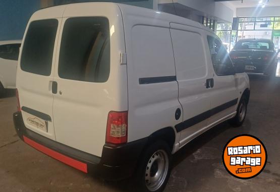 Utilitarios - Citroen Berlingo 2022 Diesel 100000Km - En Venta