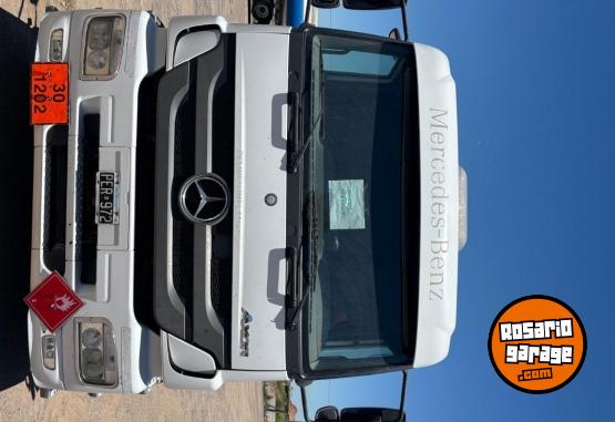 Camiones y Gr�as - Mercedes Benz Axor 1933 - En Venta