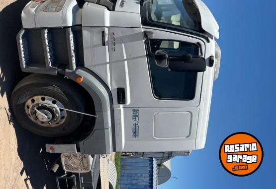 Camiones y Gr�as - Mercedes Benz Axor 1933 - En Venta