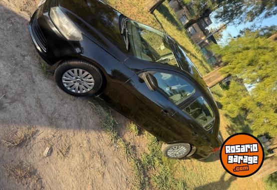 Autos - Volkswagen Voyage 2013 Nafta 235000Km - En Venta