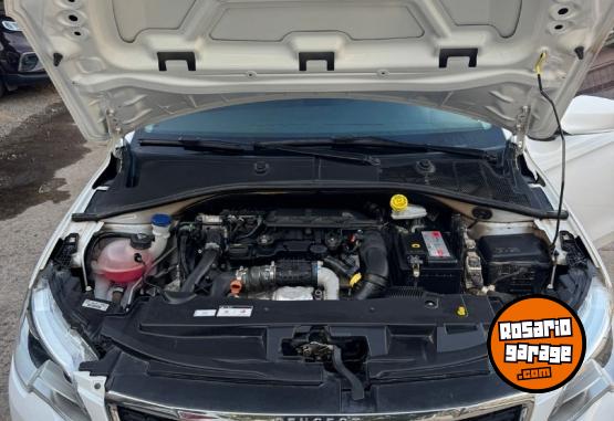 Autos - Peugeot 301 Allure 1.6 HDi 2017 Diesel 137000Km - En Venta
