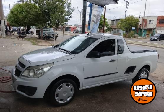 Utilitarios - Chevrolet Montana 2012 GNC 130000Km - En Venta