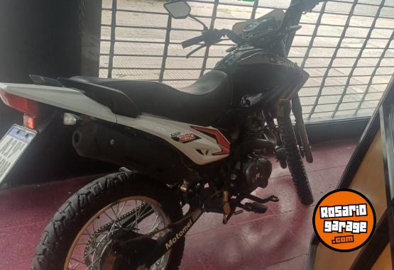 Motos - Motomel Skua 2023 Nafta 23000Km - En Venta