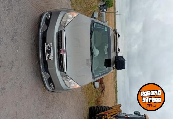 Autos - Fiat GRAN SIENA 2014 Nafta 95000Km - En Venta