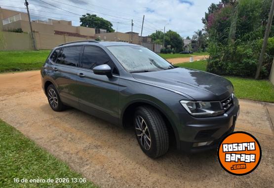 Autos - Volkswagen Tiguan 250TSI DSG 2020 Nafta 105000Km - En Venta