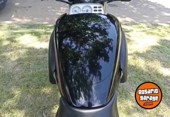 Motos - Yamaha Vmax1200 1985 Nafta 38000Km - En Venta