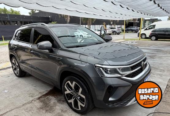 Autos - Volkswagen Taos Highline 2024 Nafta 42500Km - En Venta