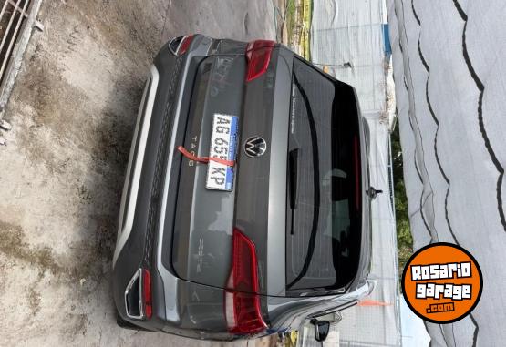 Autos - Volkswagen Taos Highline 2024 Nafta 42500Km - En Venta