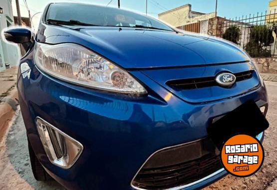 Autos - Ford Fiesta kinetic titanium 2011 Nafta 220000Km - En Venta