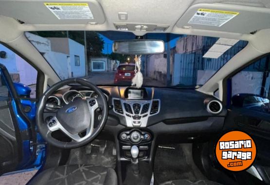Autos - Ford Fiesta kinetic titanium 2011 Nafta 220000Km - En Venta