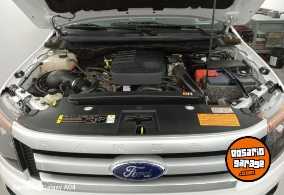 Camionetas - Ford Ranger XLS 4x4 3.2 2013 Diesel 67000Km - En Venta