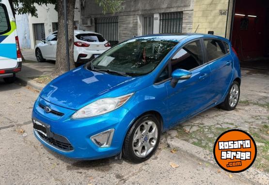 Autos - Ford kinetic desing titanium 2013 Nafta 142000Km - En Venta