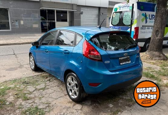 Autos - Ford kinetic desing titanium 2013 Nafta 142000Km - En Venta