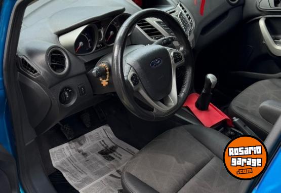 Autos - Ford kinetic desing titanium 2013 Nafta 142000Km - En Venta