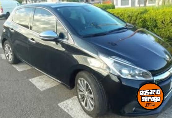 Autos - Peugeot 208 Feline 2017 2017 Nafta 50000Km - En Venta