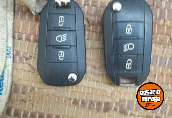 Autos - Peugeot 208 Feline 2017 2017 Nafta 50000Km - En Venta