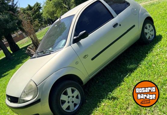 Autos - Ford KA 2005 Nafta 200000Km - En Venta