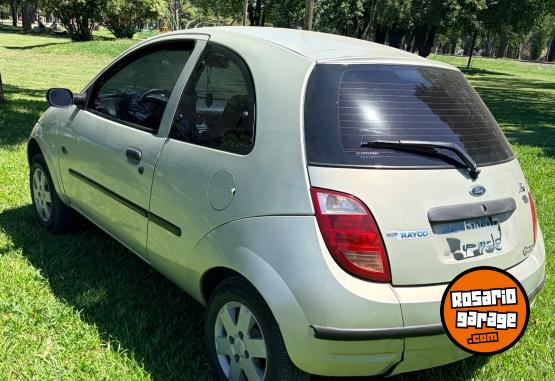 Autos - Ford KA 2005 Nafta 200000Km - En Venta