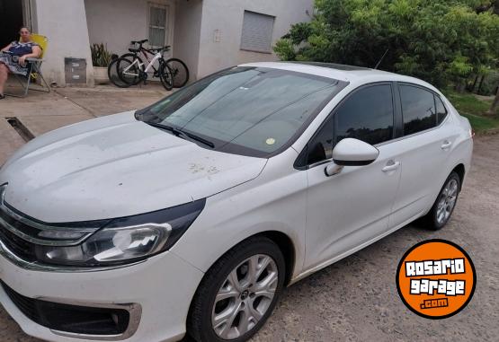 Autos - Citroen C4 lounge 2019 Diesel 135000Km - En Venta
