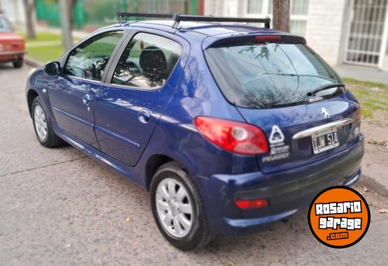 Autos - Peugeot Compact 1.4 nafta 2009 Nafta 182000Km - En Venta