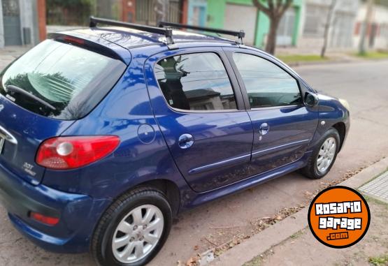Autos - Peugeot Compact 1.4 nafta 2009 Nafta 182000Km - En Venta