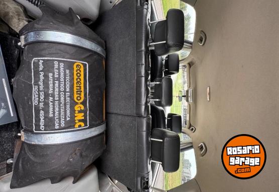 Camionetas - Chevrolet Captiva 2012 GNC 185000Km - En Venta