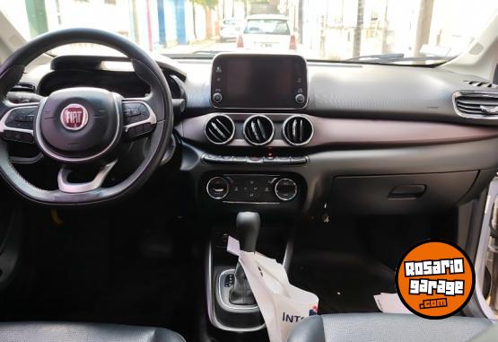 Autos - Fiat Cronos precision 1.8 2021 Nafta 70000Km - En Venta