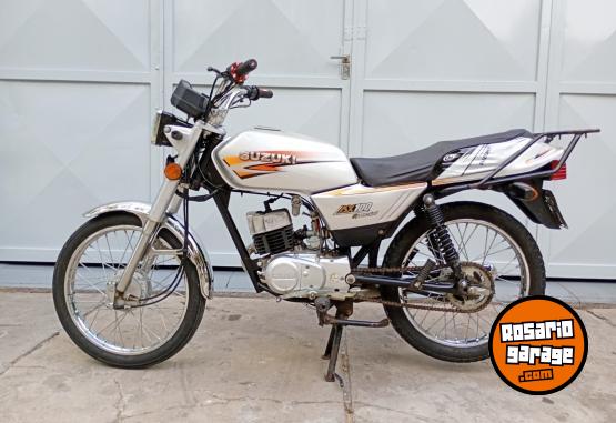 Motos - Suzuki AX100 2015 Nafta 16171Km - En Venta