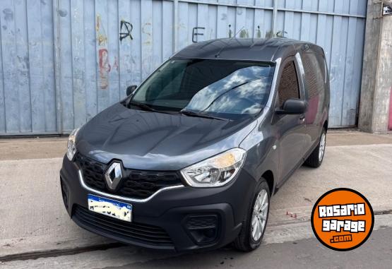 Utilitarios - Renault Kangoo 2020 Nafta 81000Km - En Venta