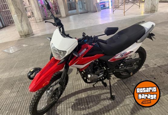 Motos - Motomel Skua 150 cc 2025 Nafta 7100Km - En Venta