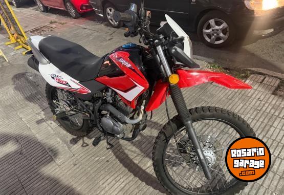 Motos - Motomel Skua 150 cc 2025 Nafta 7100Km - En Venta