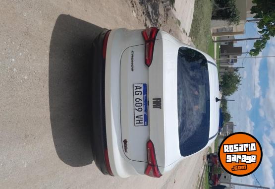Autos - Fiat Cronos 2024 GNC 50000Km - En Venta
