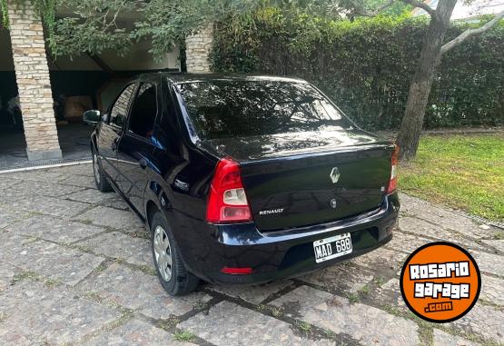 Autos - Renault Logan 2012 GNC 157000Km - En Venta