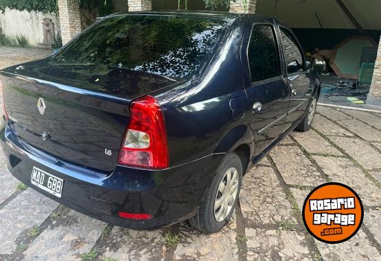 Autos - Renault Logan 2012 GNC 157000Km - En Venta