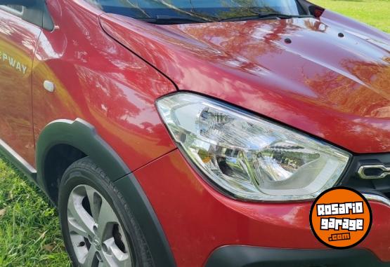 Utilitarios - Renault Stepway 2023 Diesel 50000Km - En Venta